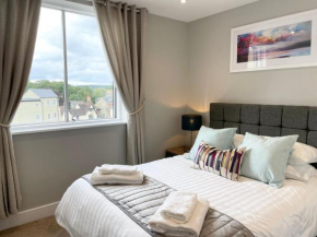 Urban Living's - The Wren Beautiful City Centre Apartment with Parking